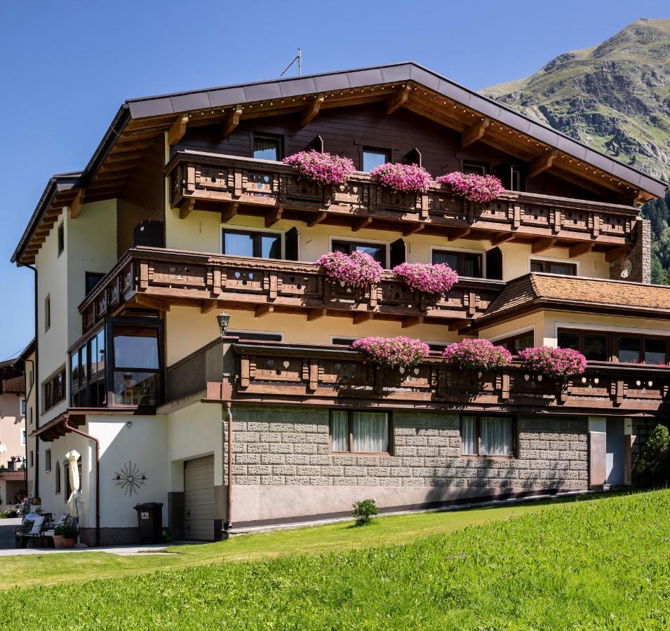 Haus Elisabeth Sankt Leonhard im Pitztal Exterior foto